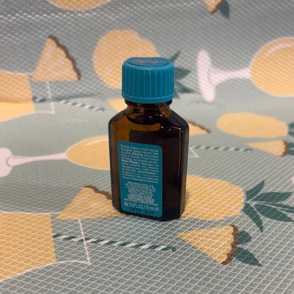 Moroccanoil Hair Treatment with Teal Cap - Picture 2 of 2